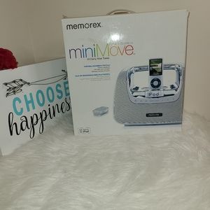 memorex Other - MEMOREX MiniMove Portable Boombox memorex Other - MEMOREX MiniMove Portable Boombox